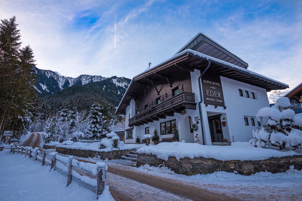 Alpin Hotel Garni Eder - Private Living Mayrhofen Exterior photo