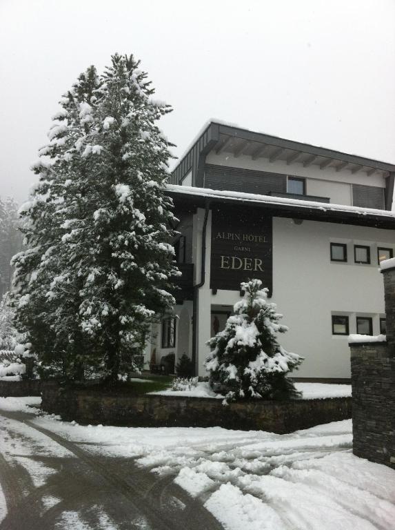 Alpin Hotel Garni Eder - Private Living Mayrhofen Exterior photo